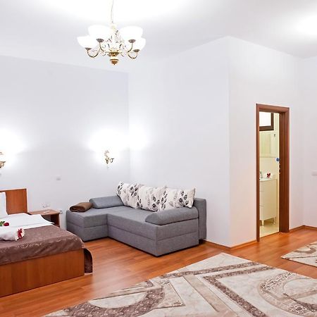 Cathedral Apartments Sibiu Pokoj fotografie